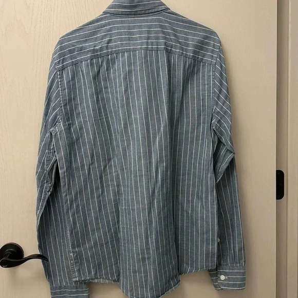 Men’s Abercrombie & Fitch Button Down Size Medium Slim Fit - Picture 6 of 6